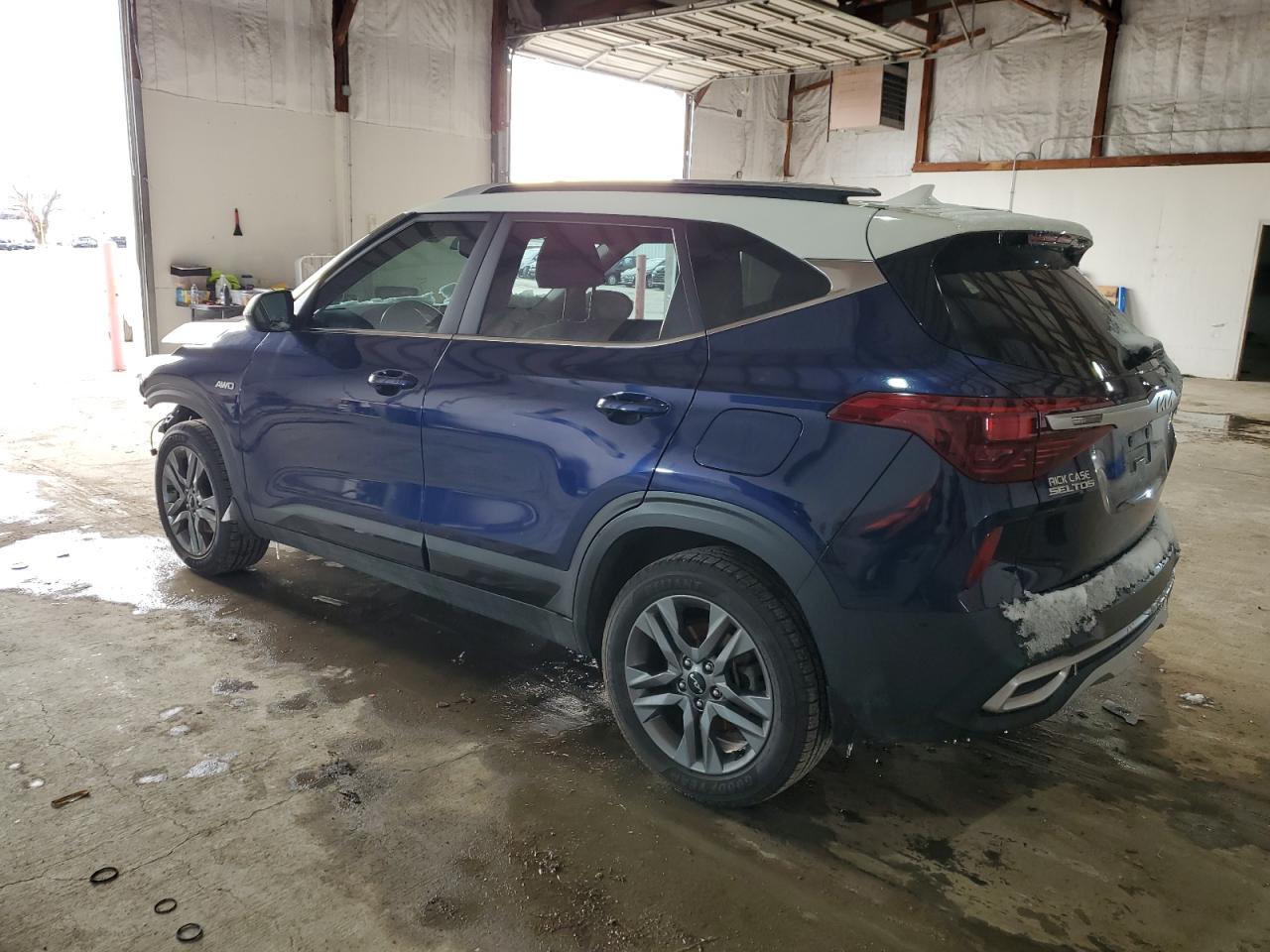 2022 Kia Seltos - Image 2