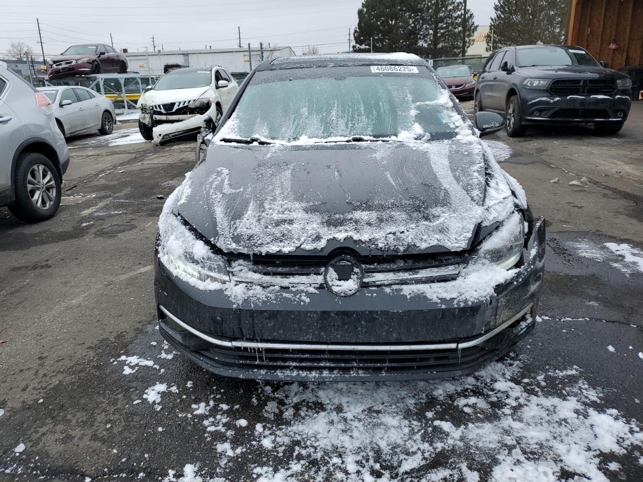 2018 Volkswagen Golf - Image 5