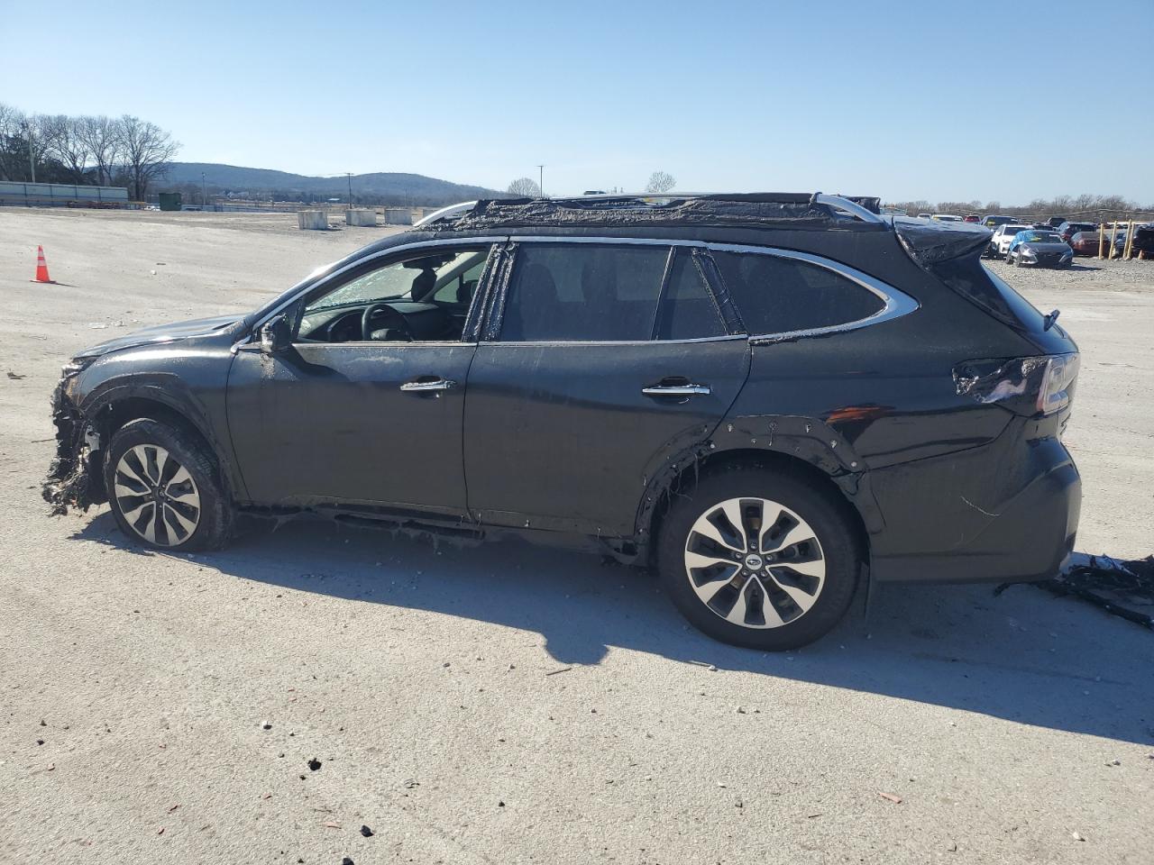 2024 Subaru Outback - Image 2