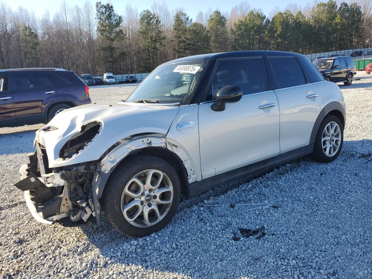 2015 MINI Cooper - Image 1