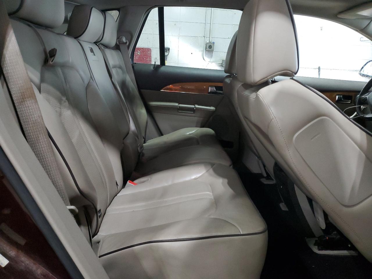 2012 Lincoln MKX - Image 11