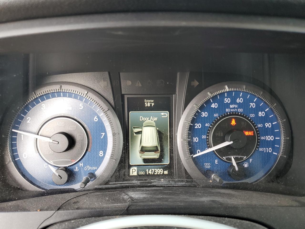 2015 Toyota Sienna - Image 9