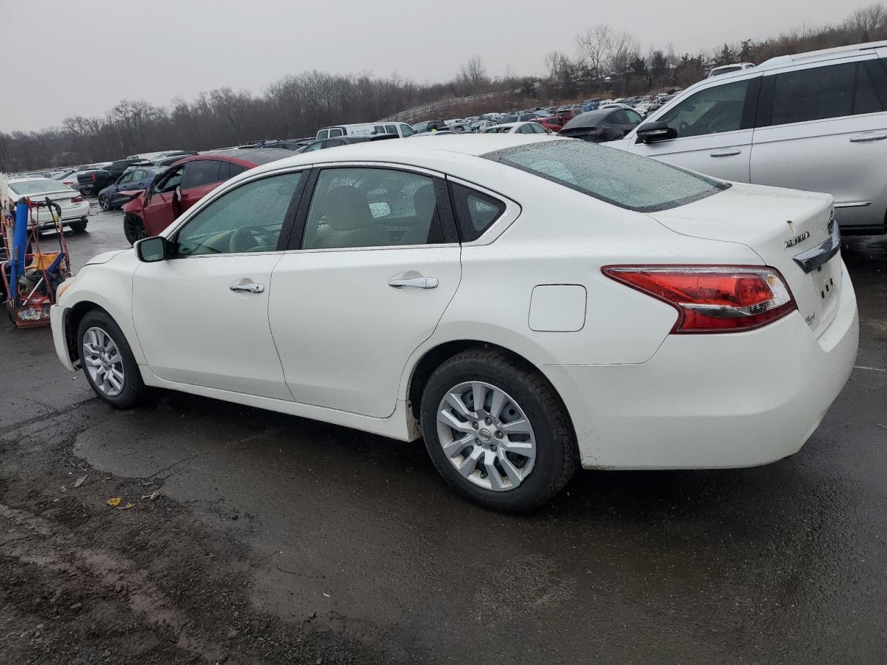 2013 Nissan Altima - Image 2