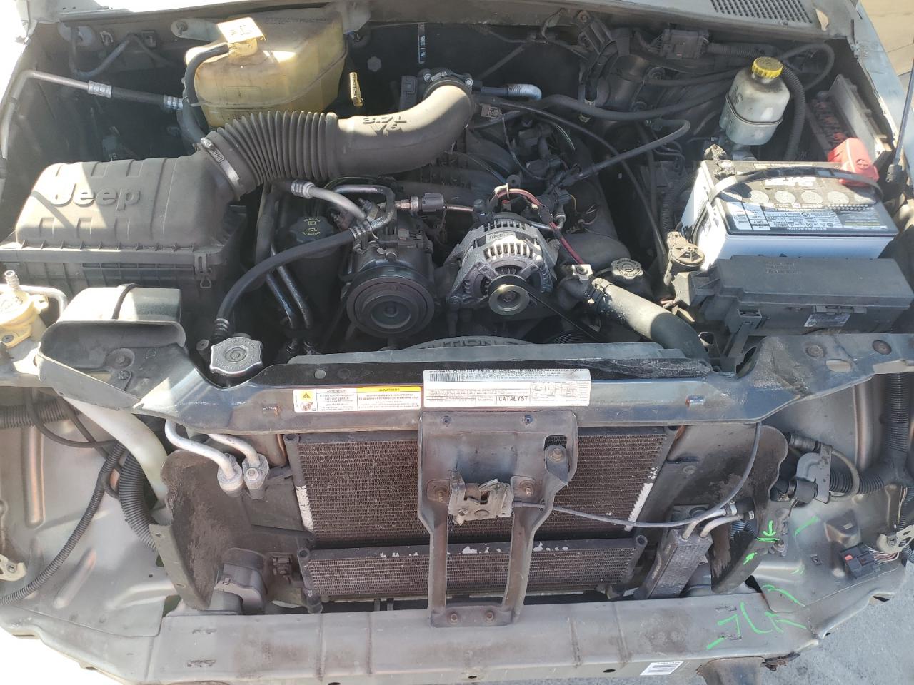2007 Jeep Liberty (North America) - Image 12