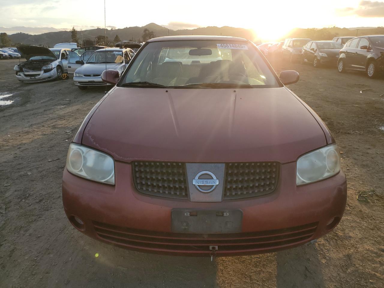 2004 Nissan Sentra - Image 5