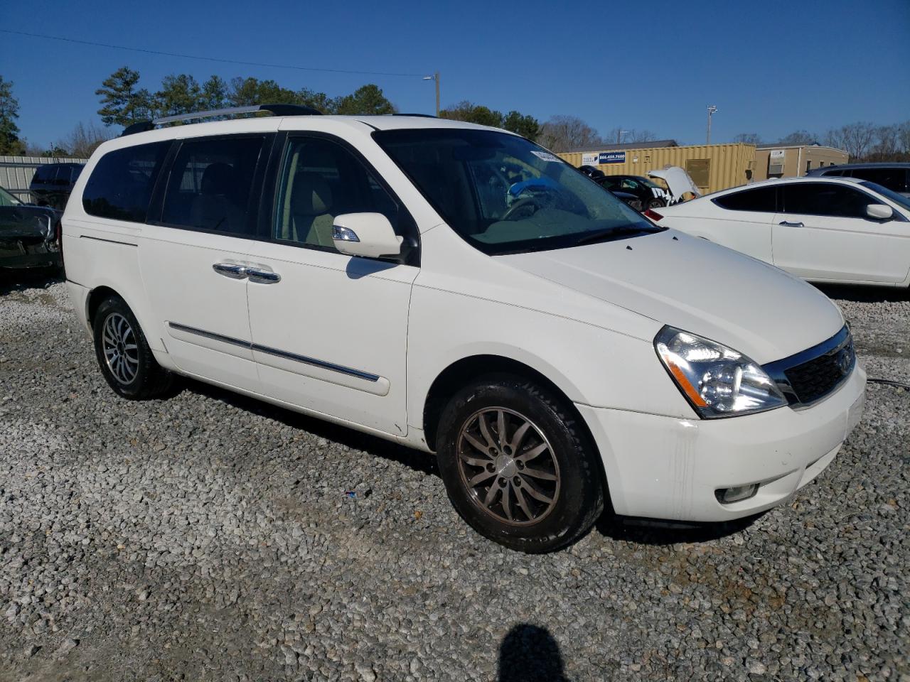 2012 Kia Sedona - Image 4