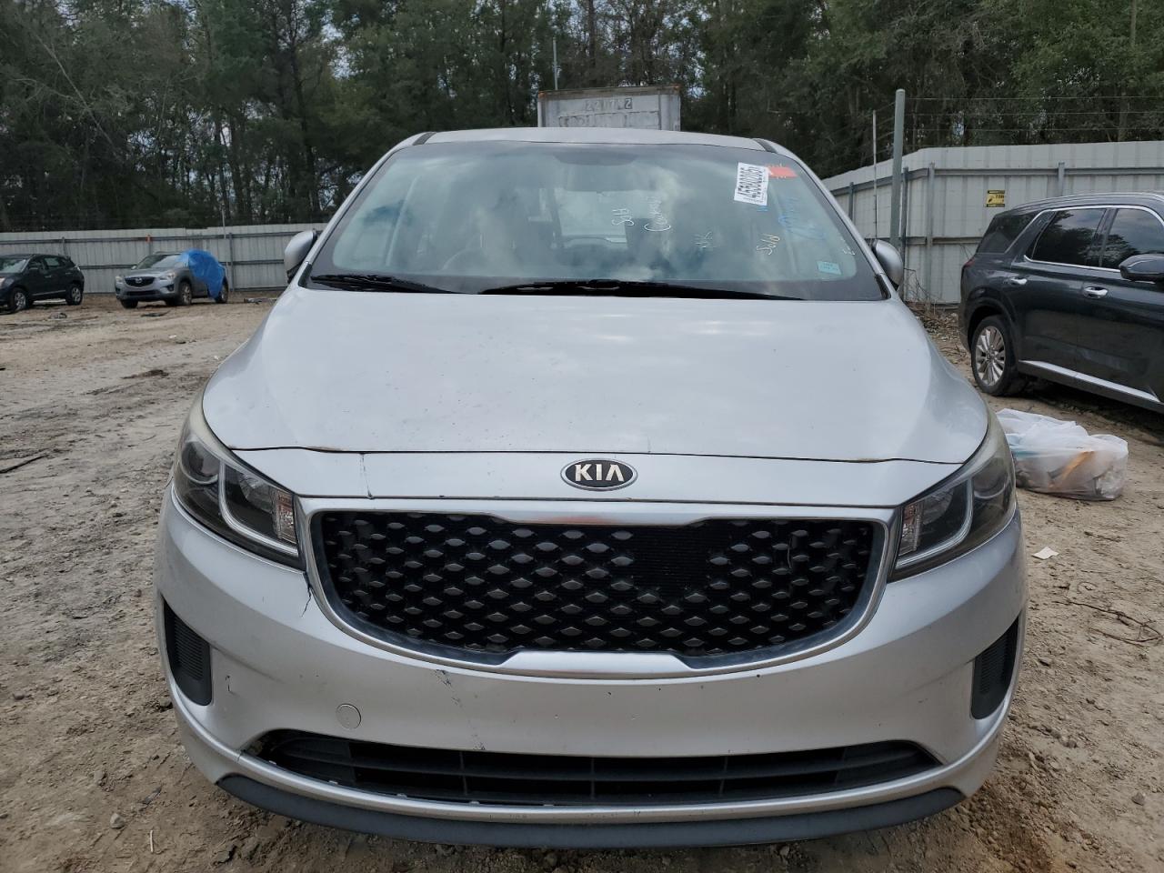 2015 Kia Sedona - Image 5
