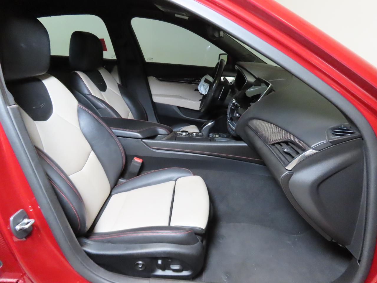 2020 Cadillac CT5 - Image 5