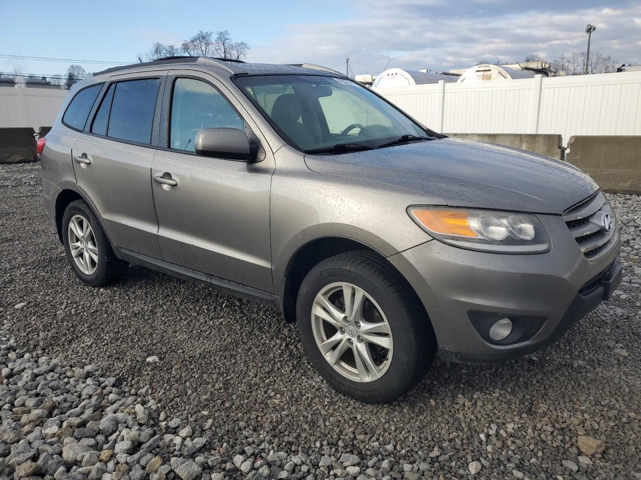 2012 Hyundai Santa Fe - Image 4
