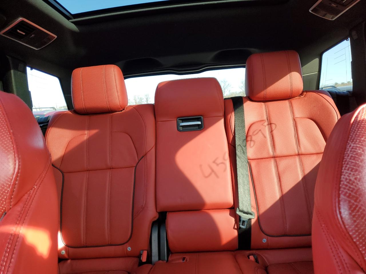 2016 Land Rover Range Rover - Image 10