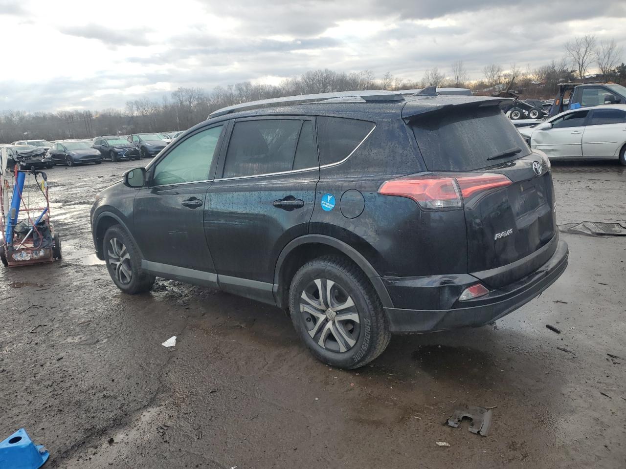 2018 Toyota RAV 4 - Image 2