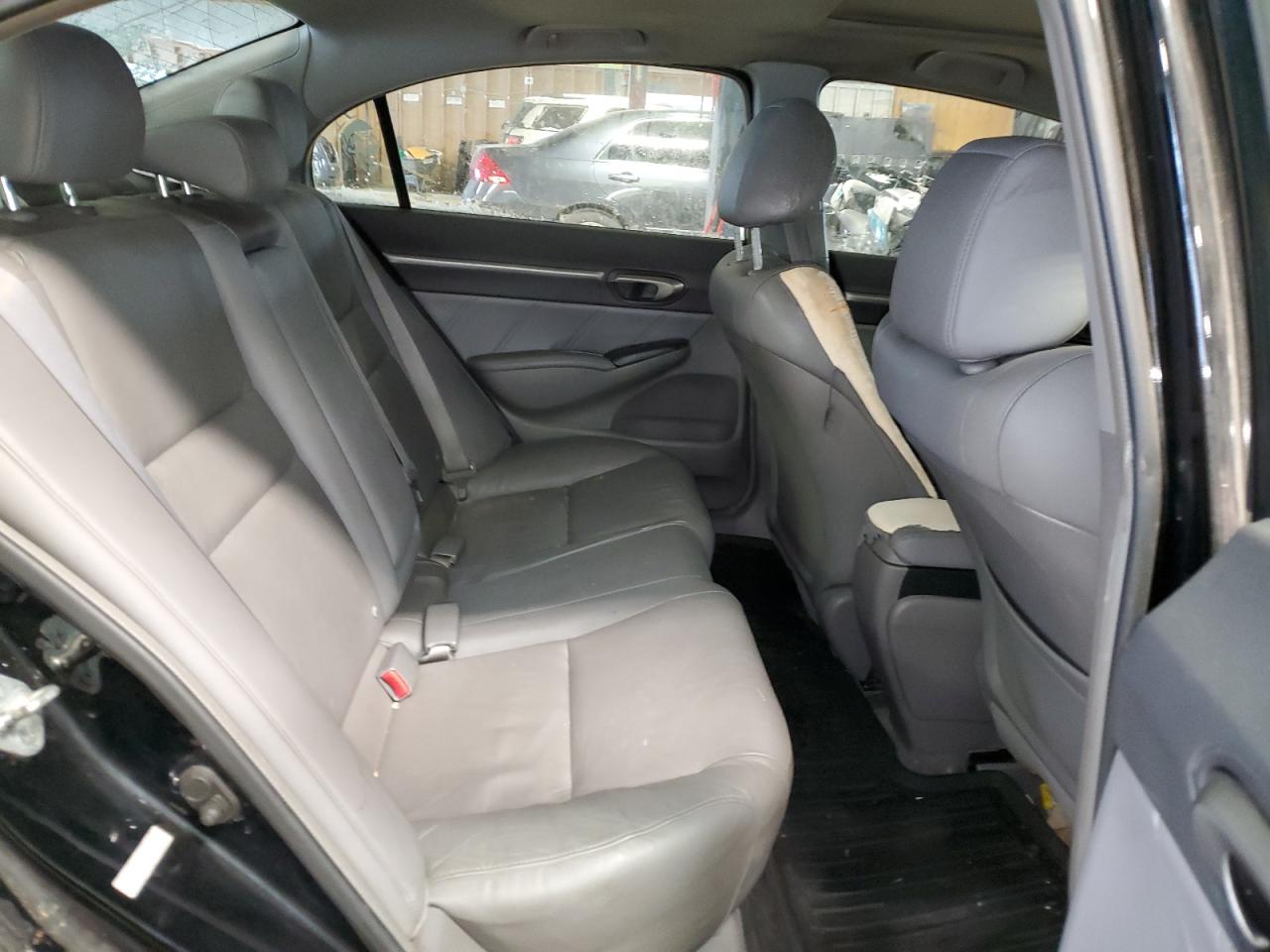 2010 Honda Civic - Image 11