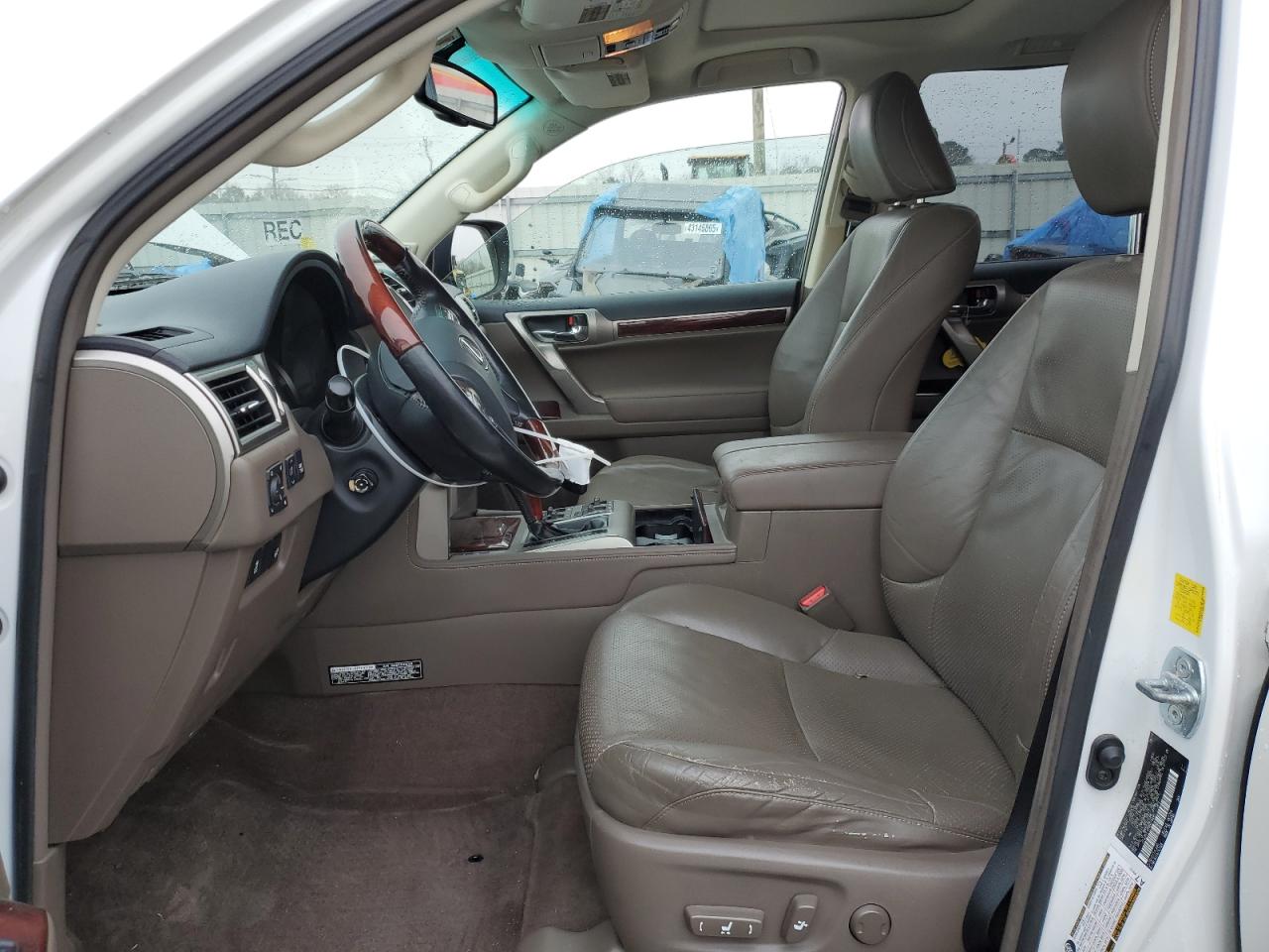 2011 Lexus GX - Image 7