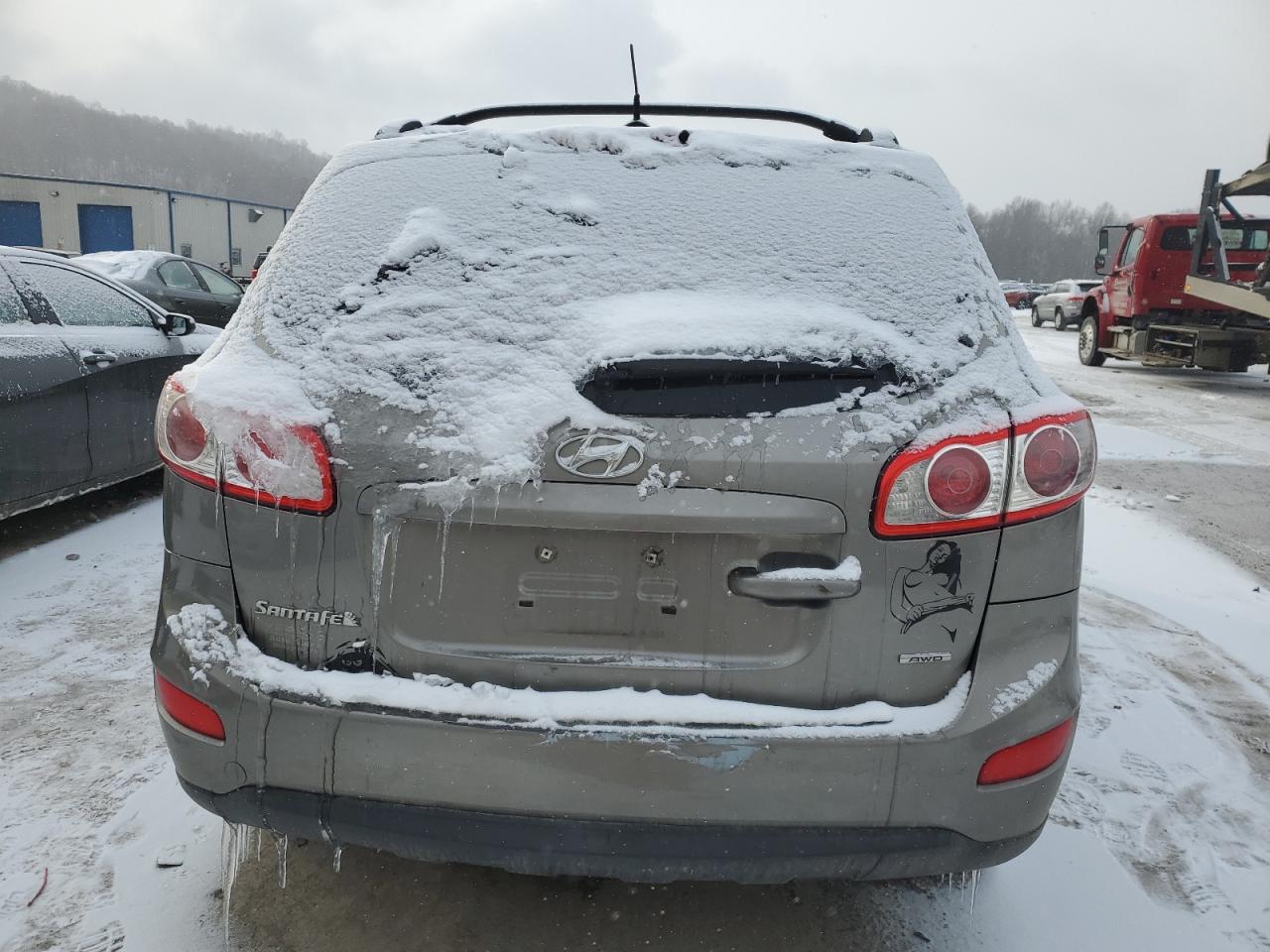 2012 Hyundai Santa Fe - Image 6