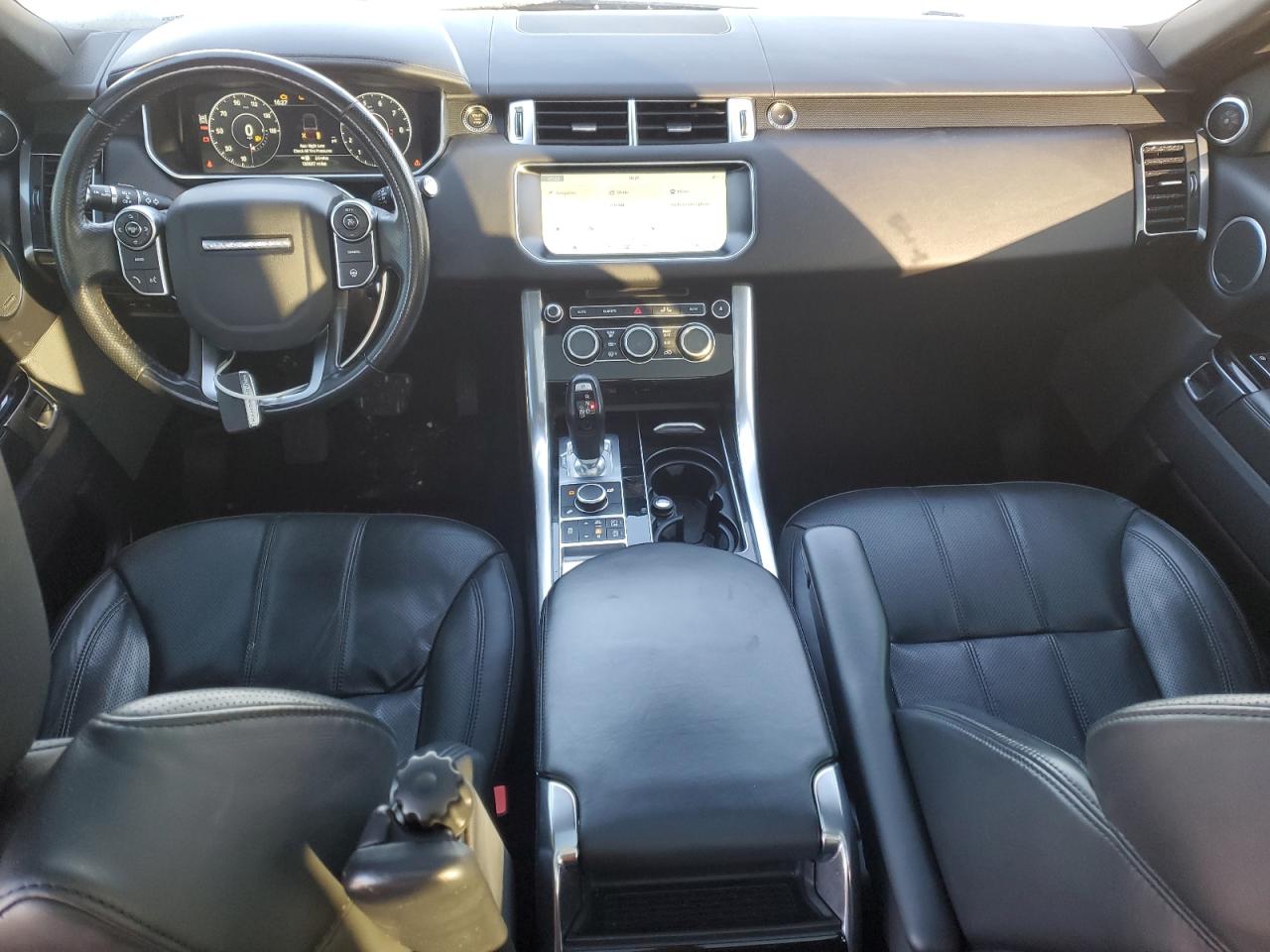 2017 Land Rover Range Rover - Image 8