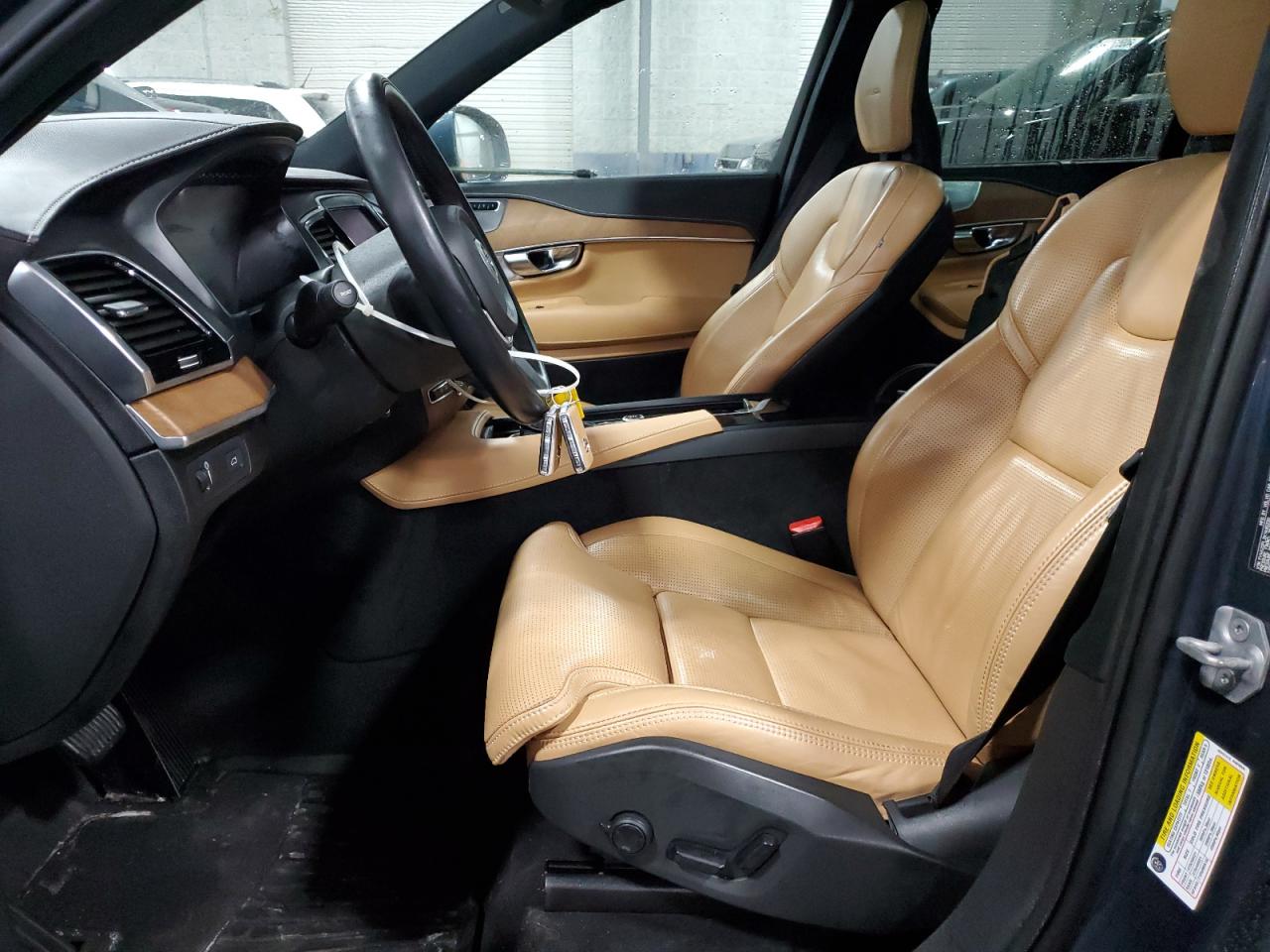 2019 Volvo XC90 - Image 7