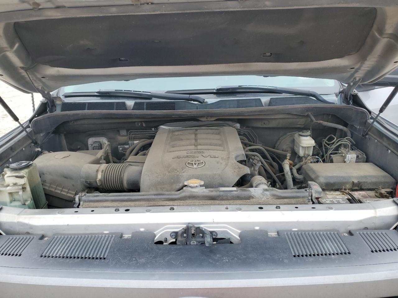 2014 Toyota Tundra - Image 11