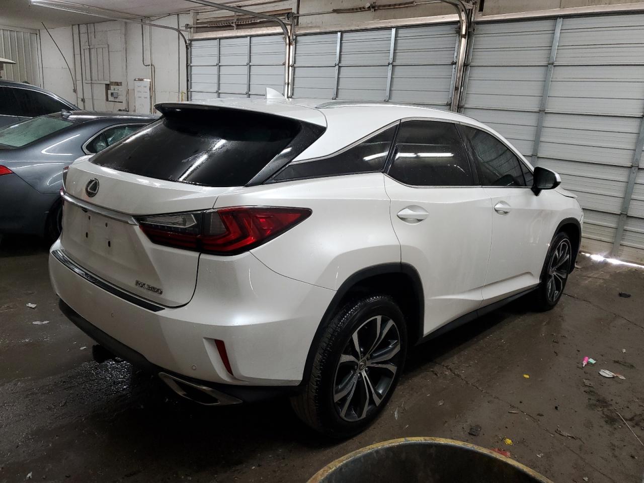 2017 Lexus RX - Image 3