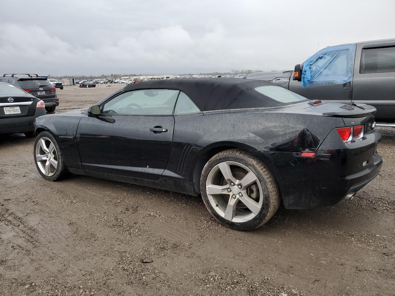 2011 Chevrolet Camaro - Image 2
