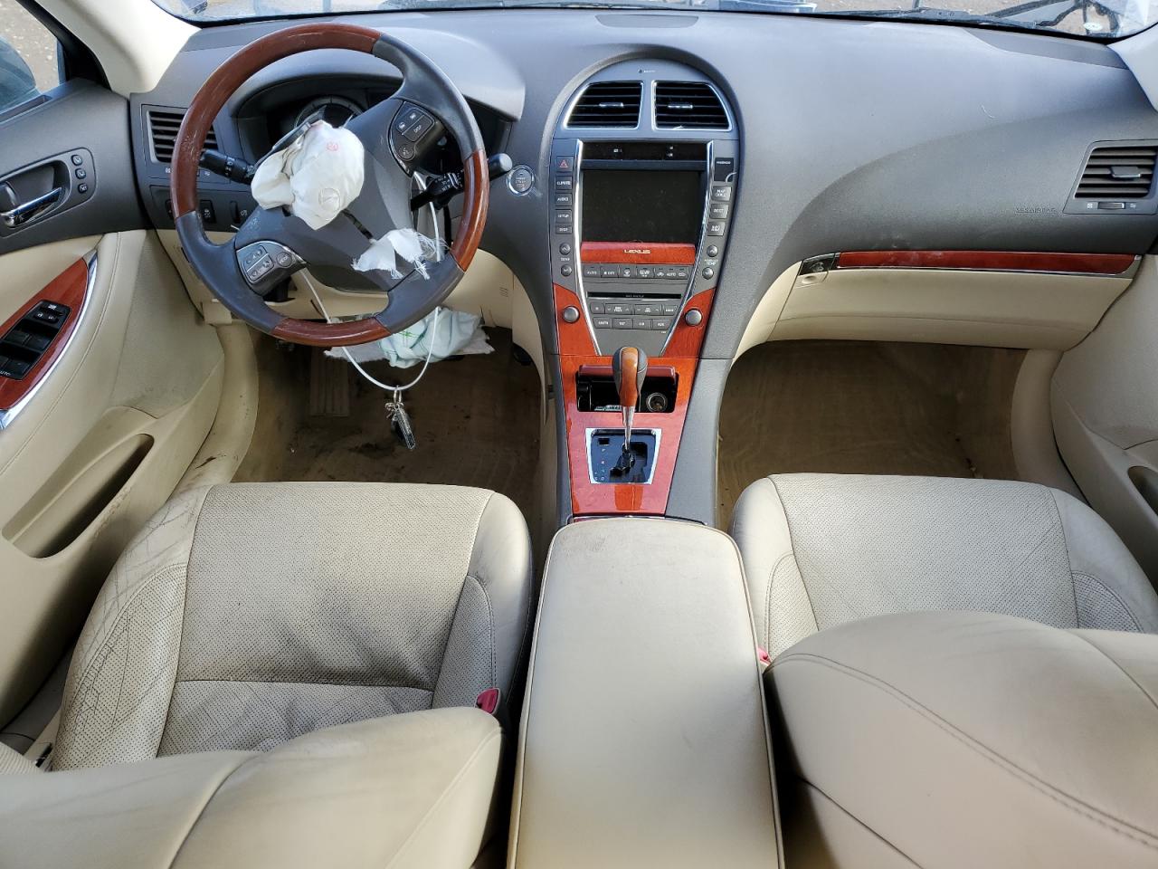 2011 Lexus ES - Image 8