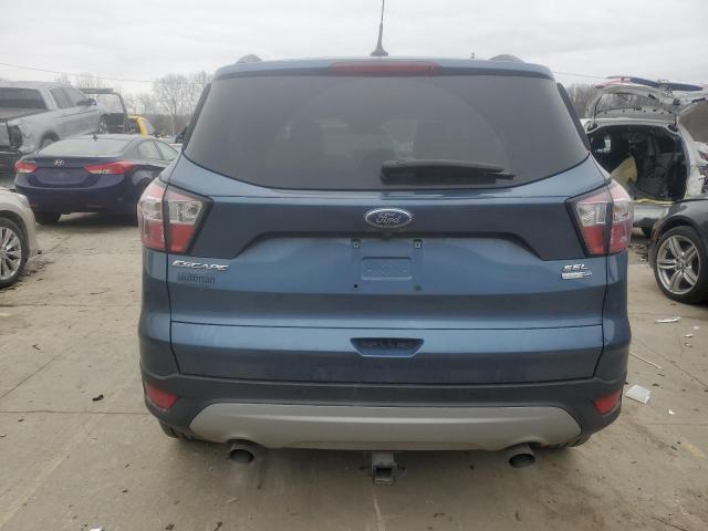  FORD ESCAPE 2018 Granatowy