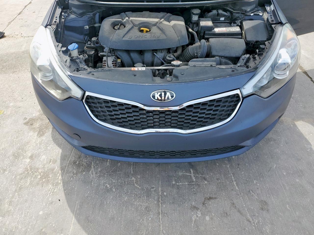 2016 Kia Forte - Image 12