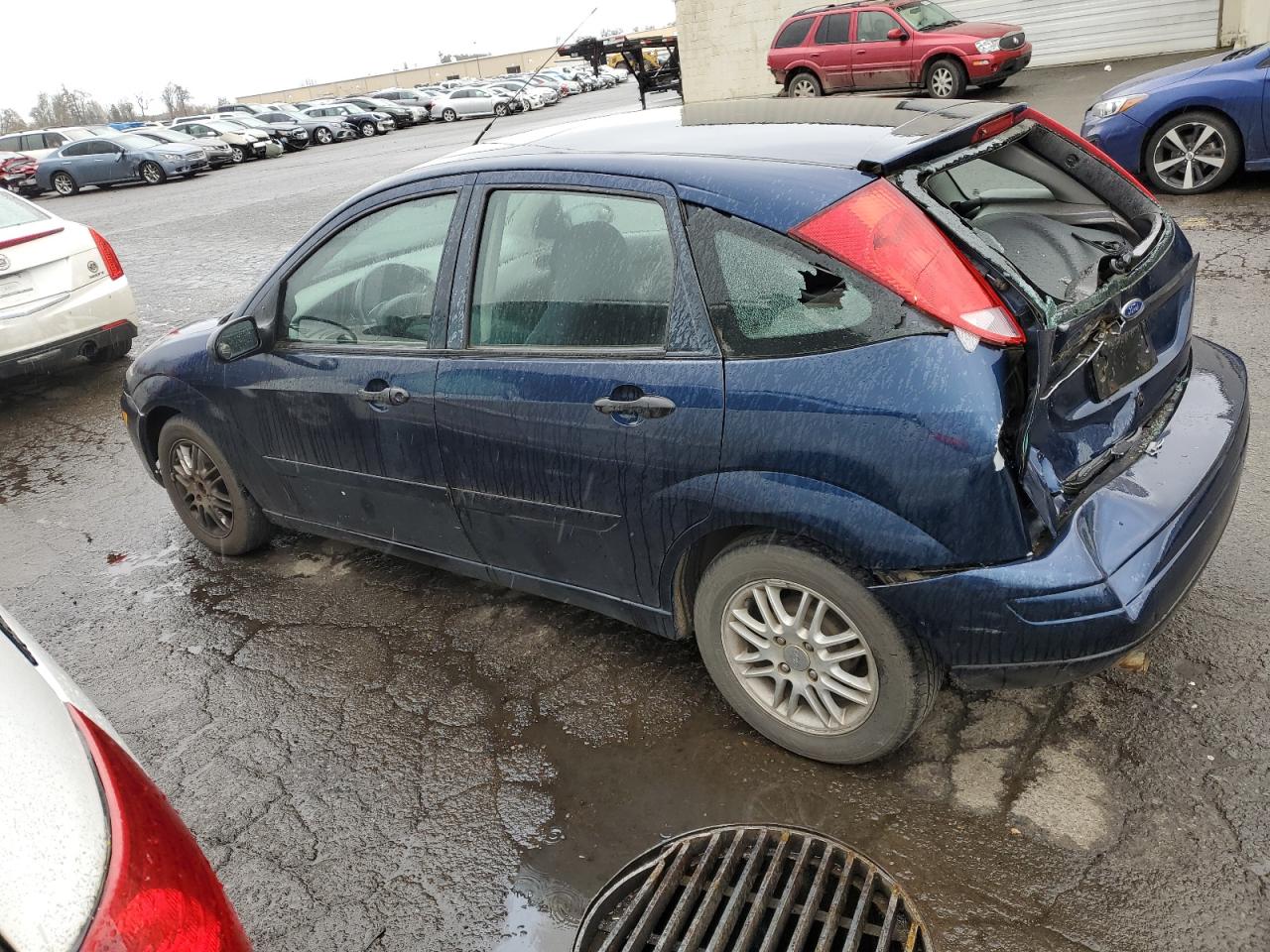 2004 Ford Focus - Image 2