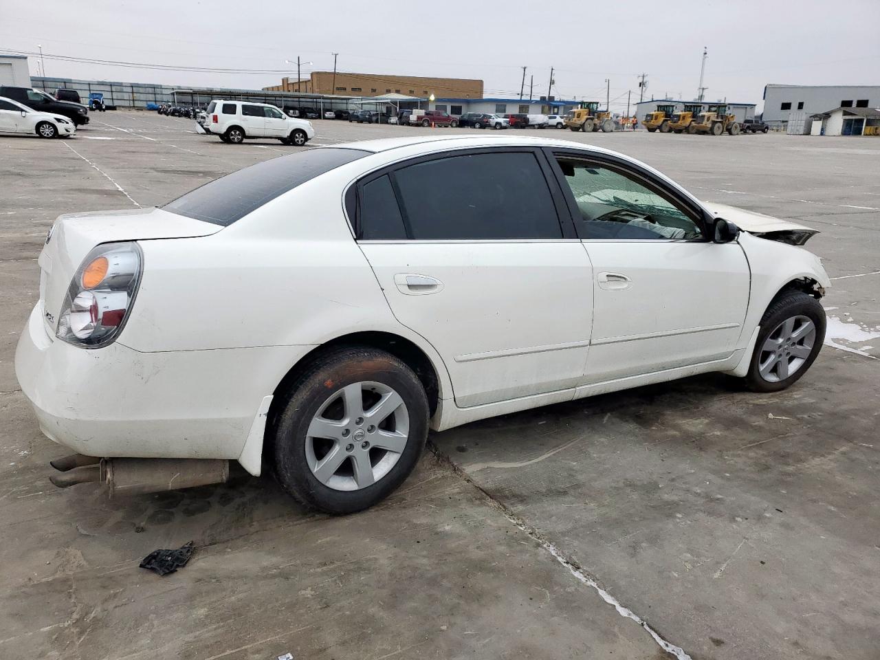 2003 Nissan Altima - Image 3