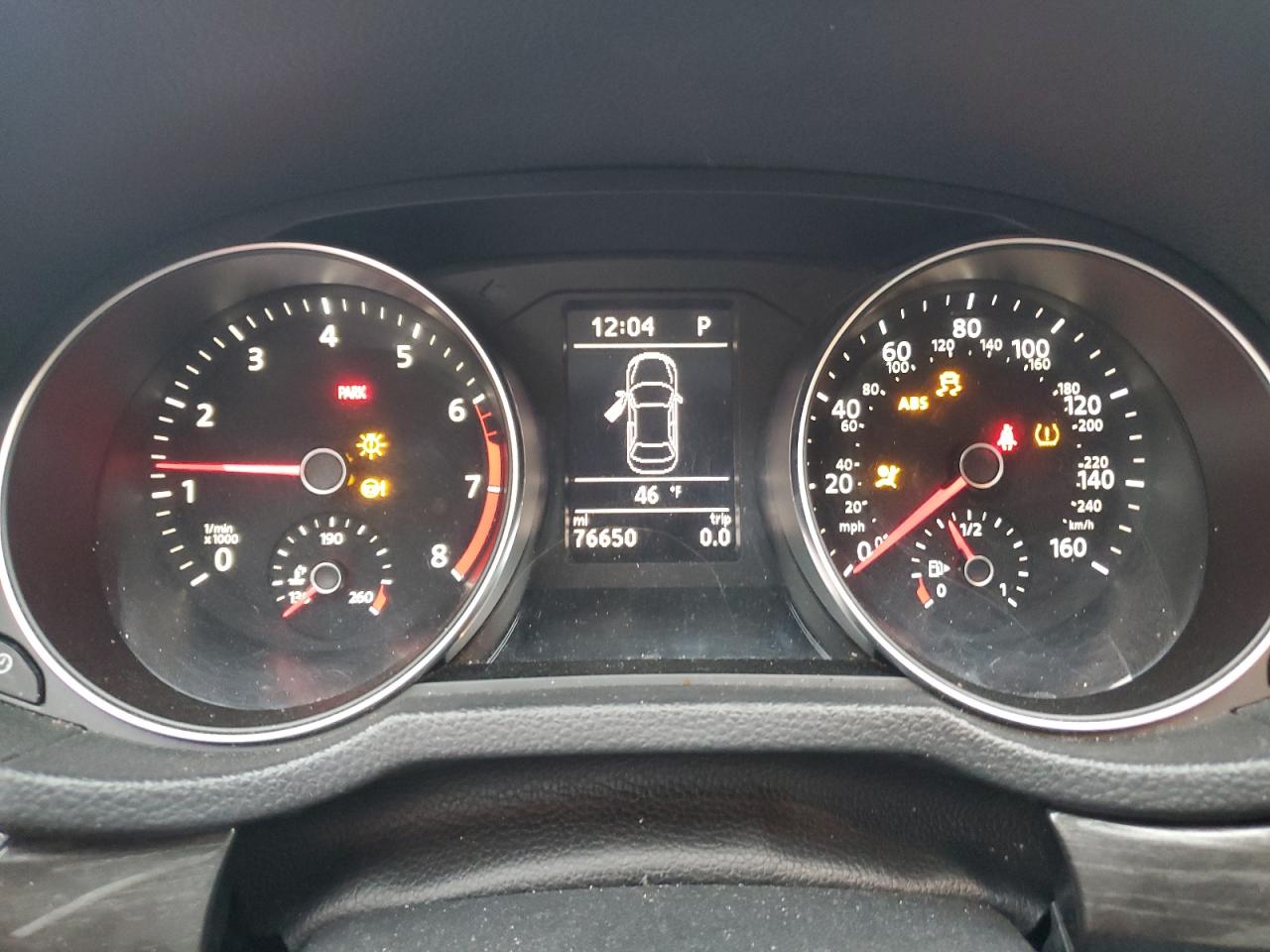 2017 Volkswagen Passat - Image 9