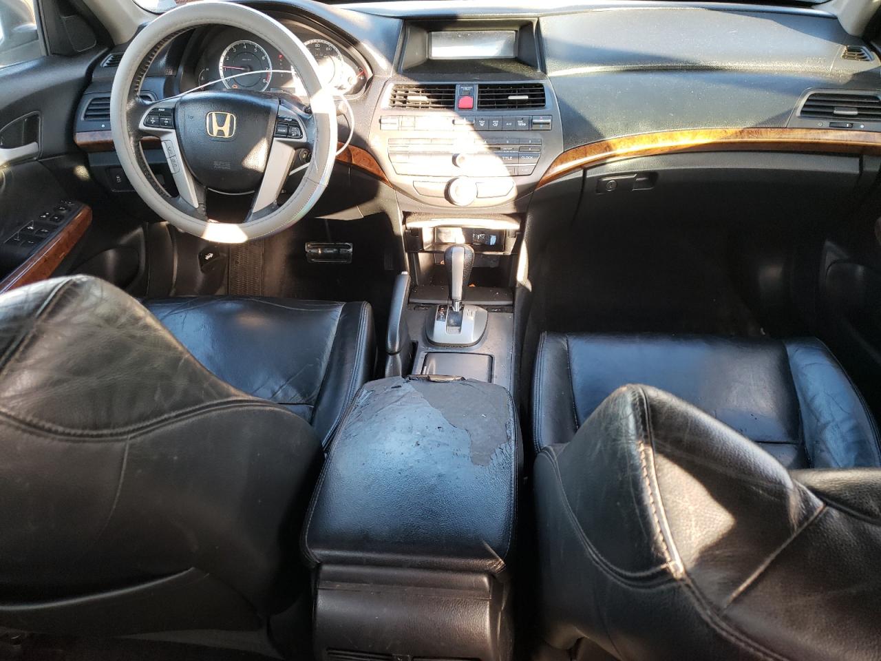 2011 Honda Accord - Image 8