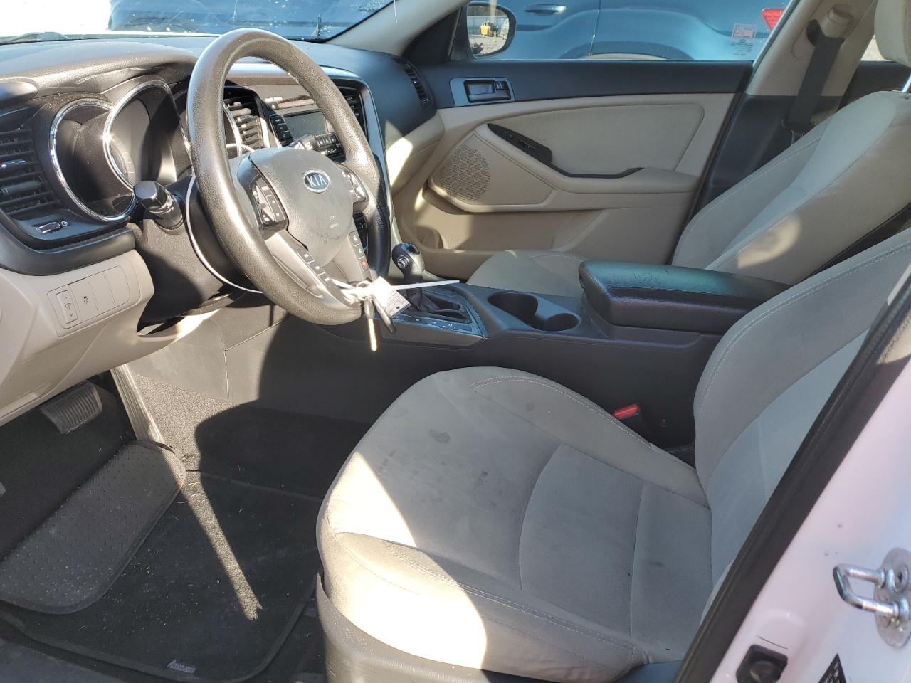 2012 Kia Optima - Image 7