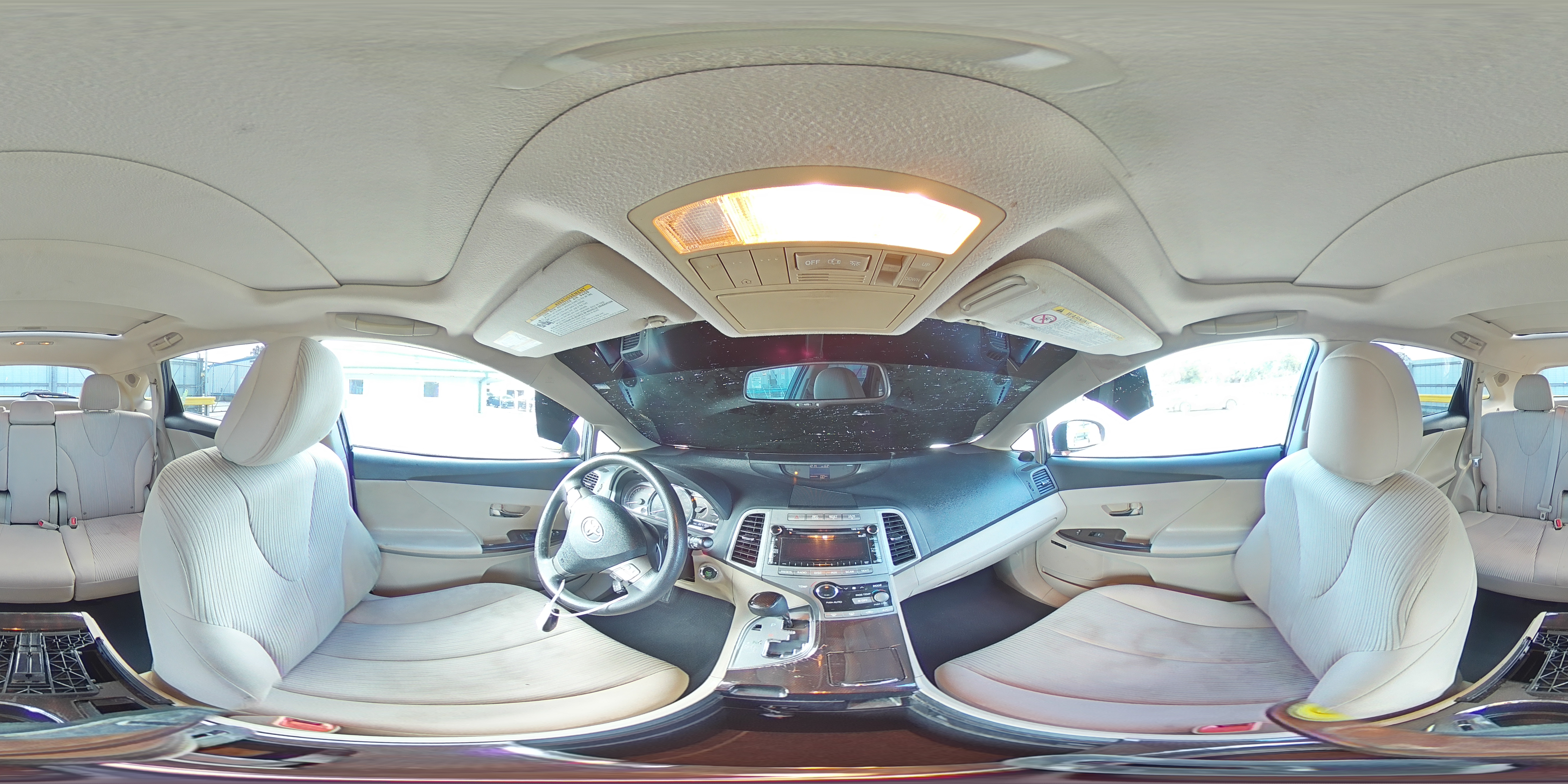 2011 Toyota Venza - Image 14