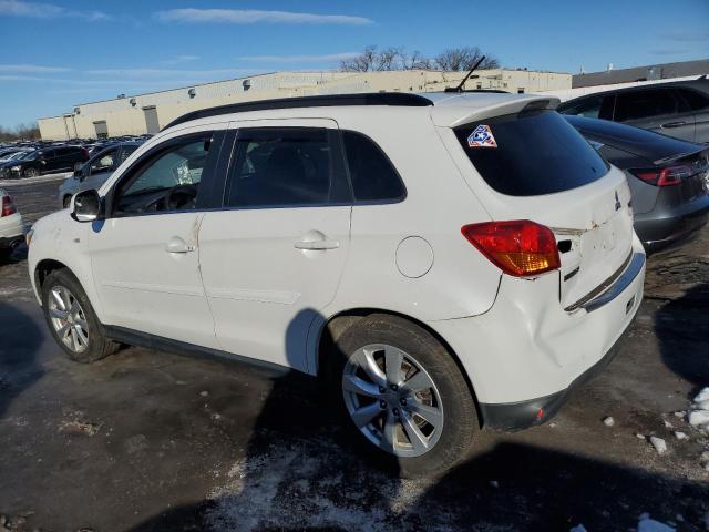 Parquets MITSUBISHI OUTLANDER 2015 White