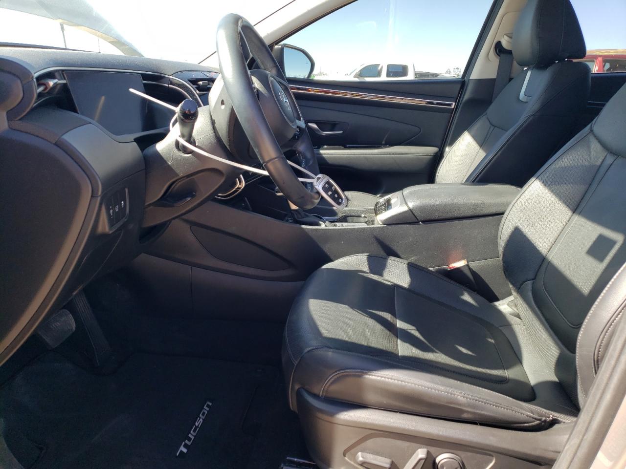 2022 Hyundai Tucson - Image 7