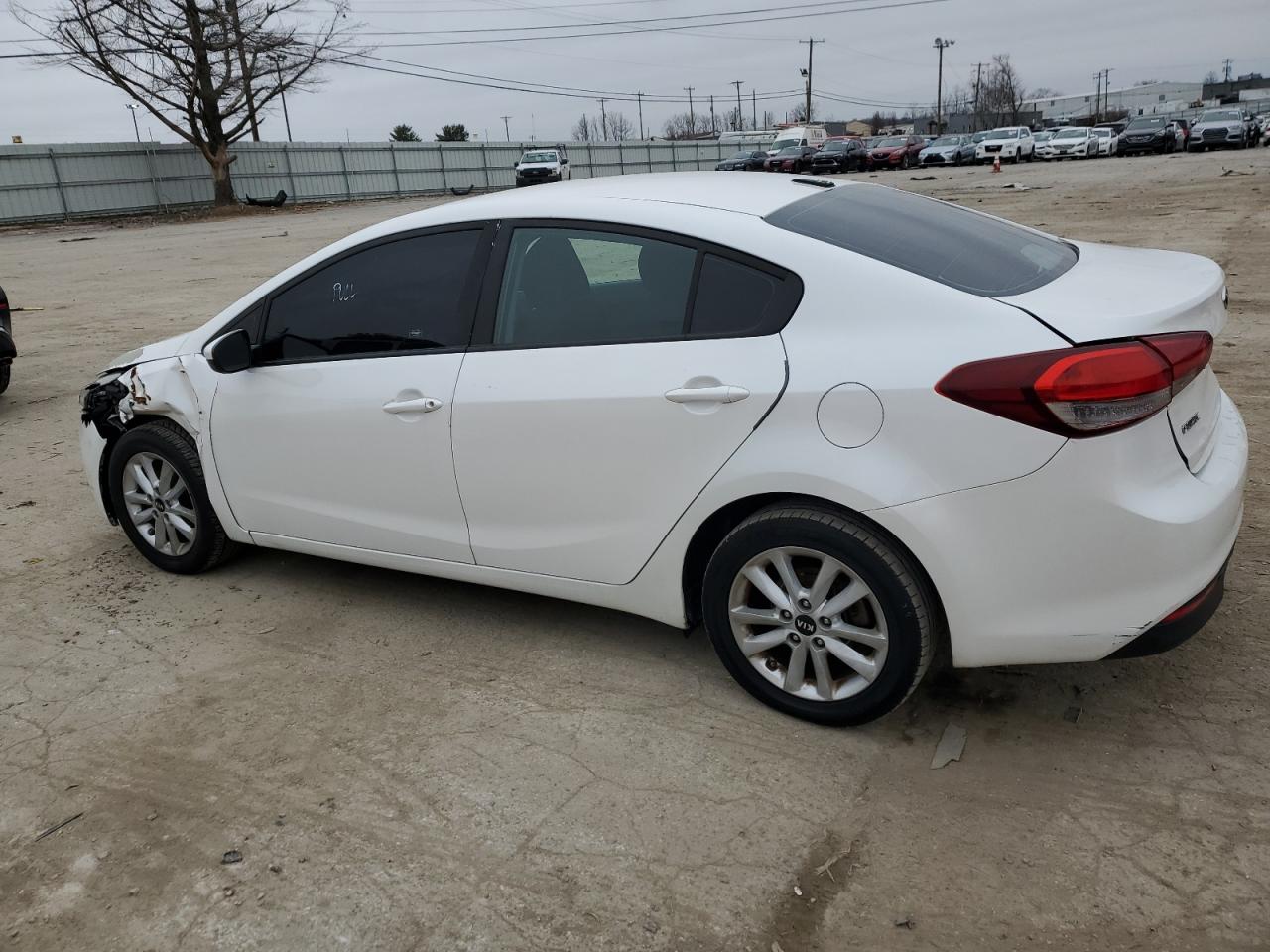 2017 Kia Forte - Image 2