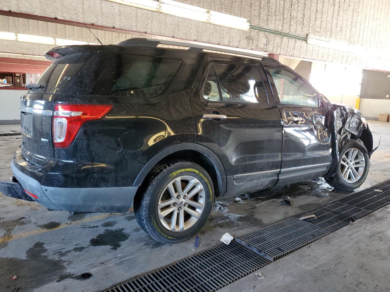 2014 Ford Explorer - Image 3