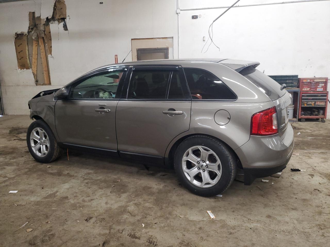 2014 Ford Edge - Image 2