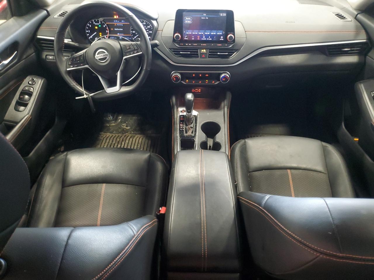 2022 Nissan Altima - Image 8