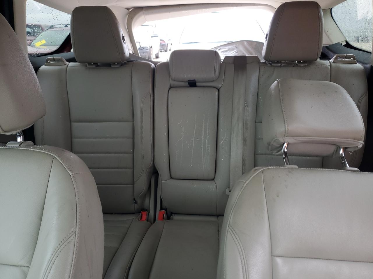 2015 Ford Escape - Image 10