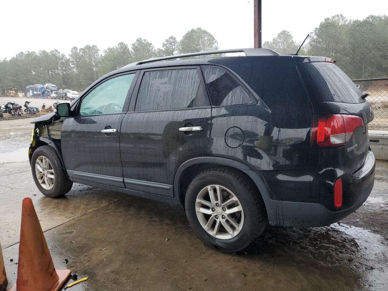 2015 Kia Sorento - Image 2