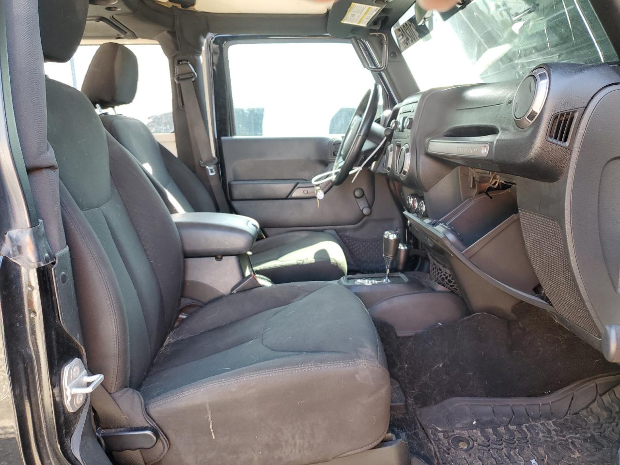 2016 Jeep Wrangler - Image 7
