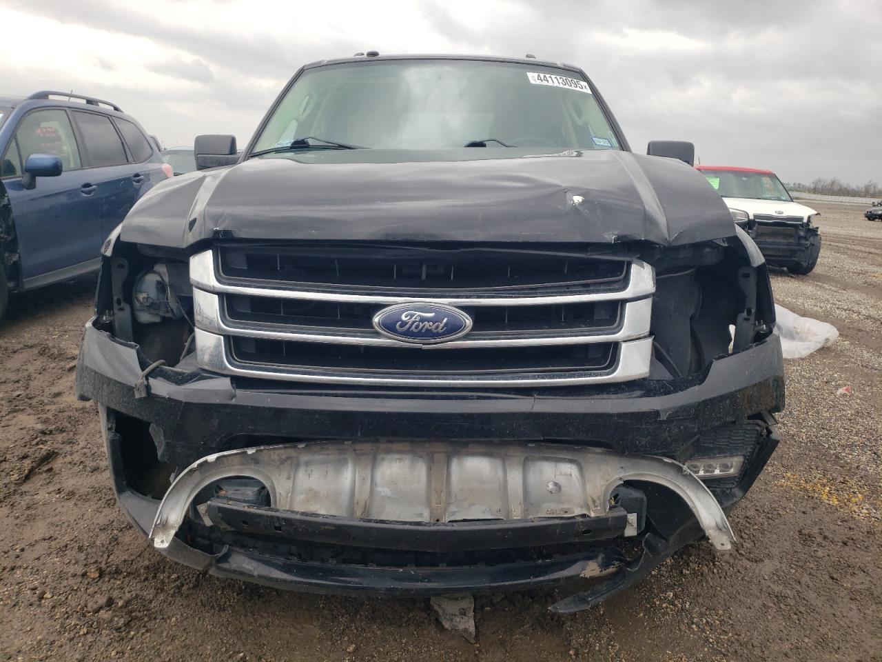2017 Ford Expedition - Image 5