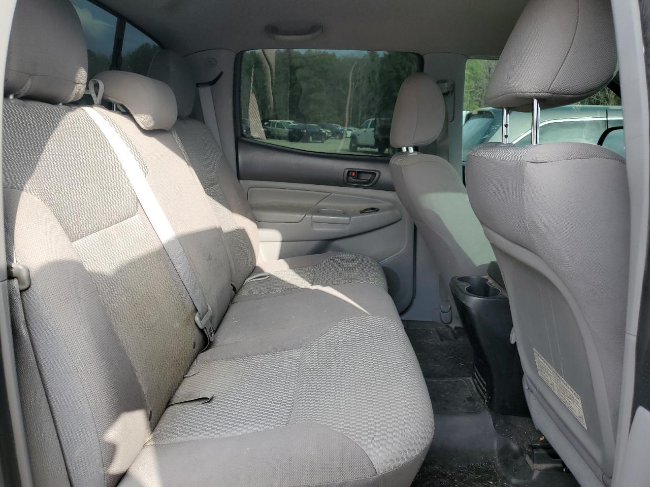2012 Toyota Tacoma - Image 10