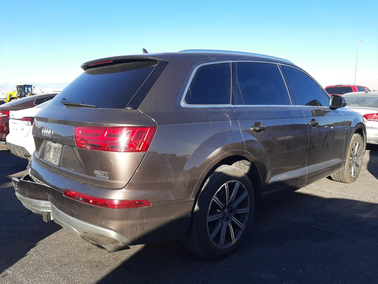 2017 Audi Q7 - Image 3