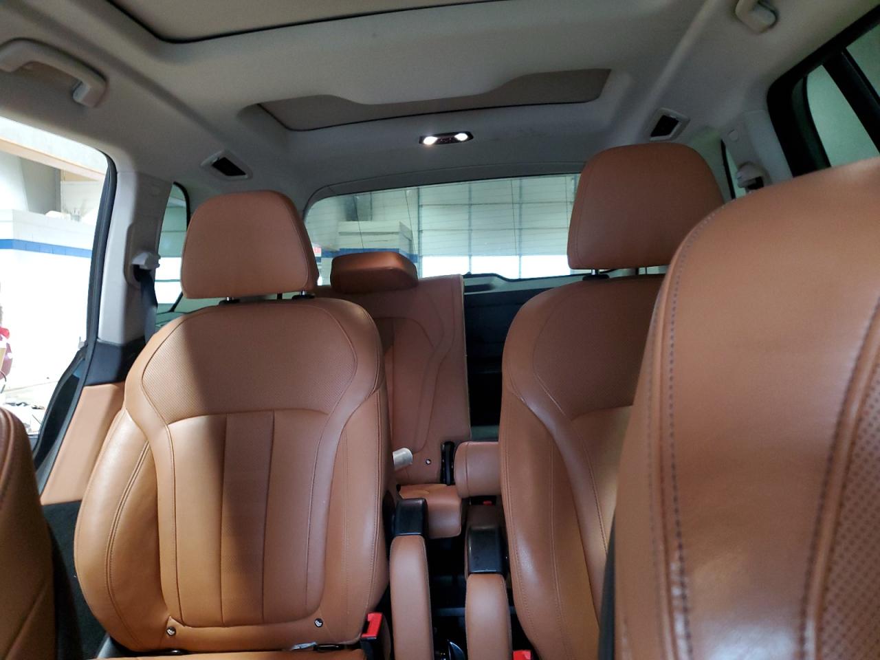 2020 BMW X7 - Image 10
