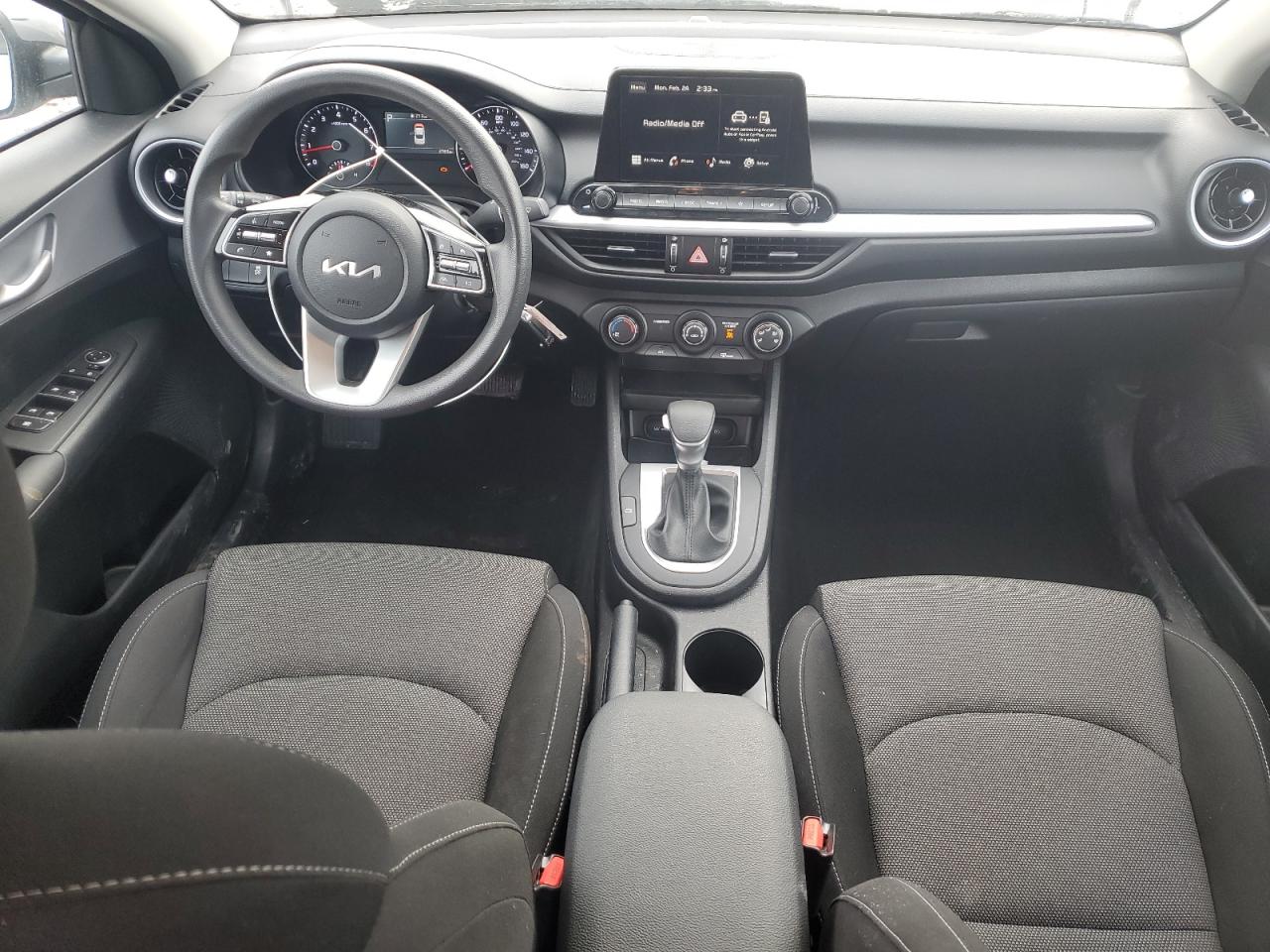 2024 Kia Forte - Image 8