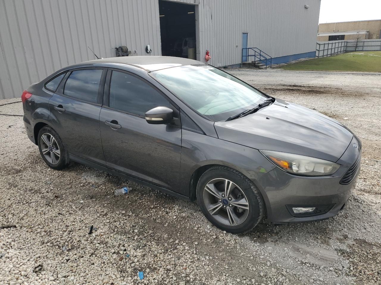 2017 Ford Focus - Image 4
