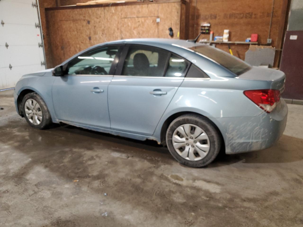 2012 Chevrolet Cruze - Image 2