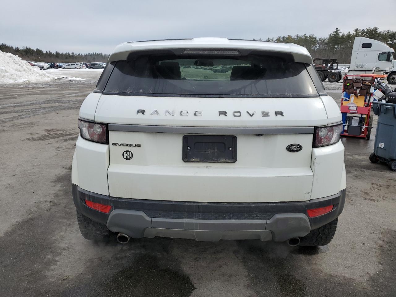 2013 Land Rover Range Rover - Image 6