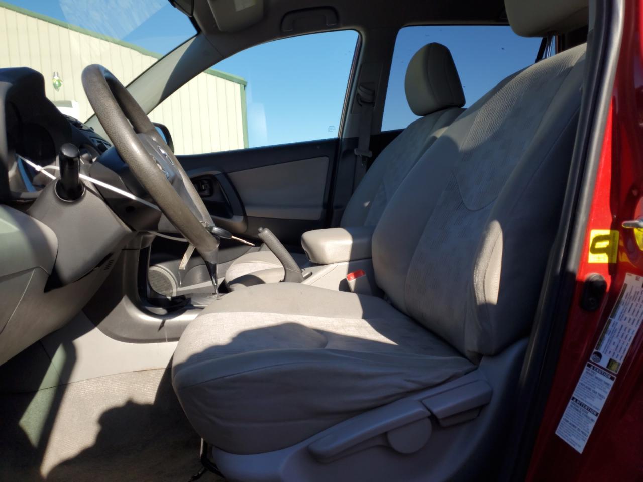 2012 Toyota RAV 4 - Image 7